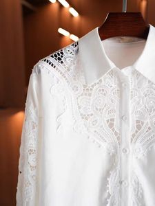 Chemisier blanc en coton brodé de sequins ajourés, design de marque de luxe, tendance pour femme, manches longues, coupe ample, décontracté, vente en gros - Product Image 6