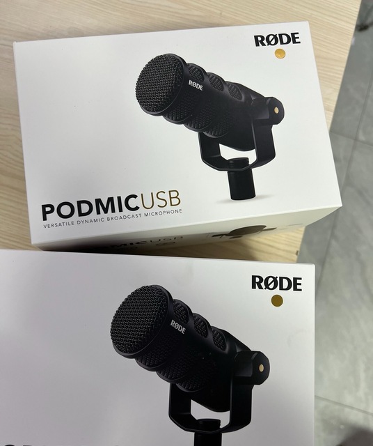 RODE PodMic USB Dynamic Dual-Connect Microphone Broadcast-quality Dynamic Microphone Analog XLR Digital USB-C Connectivity