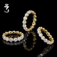 Anillo de Eternidad Chapado en Oro de 18K, Anillo de Moda para Mujer con Moissanita de Corte Redondo Completo, Ideal para Aniversario de Bodas