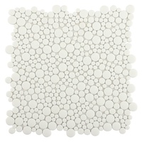 Mosaïque murale ronde en verre bleu et blanc à motif bulles pour décoration de chambre à prix réduit