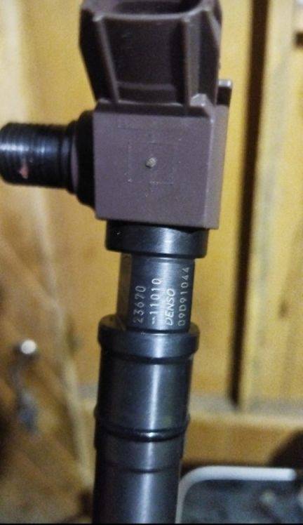 common rail injector 23670-0E010 295700-0550  for Toyota  2GD -FTV 1GD-FTV injector nozzle 23670-0E010 23670-09420 23670-11010