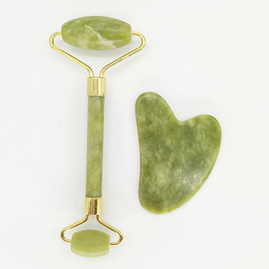 Masseur facial anti-vibrations en pierre rose, lifting cutané, quartz rose naturel, rouleau facial Gua Sha en jade - Product Image 1