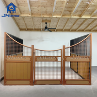 Box pour chevaux JHorse en WPC recyclé écologique, équipement d'écurie modulaire durable pour les écuries modernes