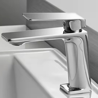 Robinet de cuisine monocommande moderne à eau chaude et froide, directement de l'usine, pour la maison et l'hôtel