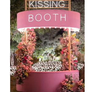 Personalizado al aire libre de pie revista fotomatón de metal redondo de la boda propuesta de besos cabina - Product Image 4