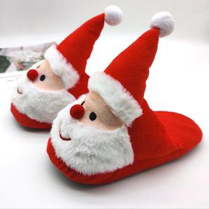 Pantoufles antidérapantes de Noël pour la maison et les enfants, sandales d'hiver antidérapantes en peluche pour hommes et femmes - Product Image 5