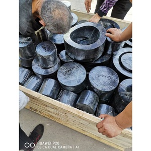 Cao Su Tùy Chỉnh Bán Buôn Nhà Cung Cấp Chất Lượng Cao Moq 1 + Thương Hiệu Tùy Chỉnh Cho Tàu Điện Tử Chăm Sóc Y Tế Nông Nghiệp Made Tại Việt Nam - Product Image 2