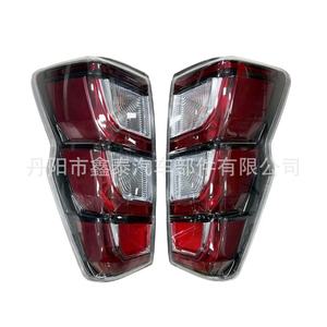 Luces Traseras LED para Isuzu Dmax 2024 Rojo Blanco Negro Xy-24dmax-003 - Product Image 2