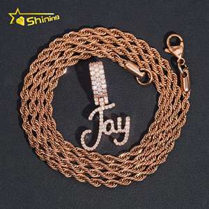 Colgante Personalizado con Nombre en Moissanita, <span class=keywords><strong>Plata</strong></span> de Ley 925 Chapada en Oro, Pasa la Prueba del Diamante, Moissanita con Incrustaciones de Circonitas - Product Image 3