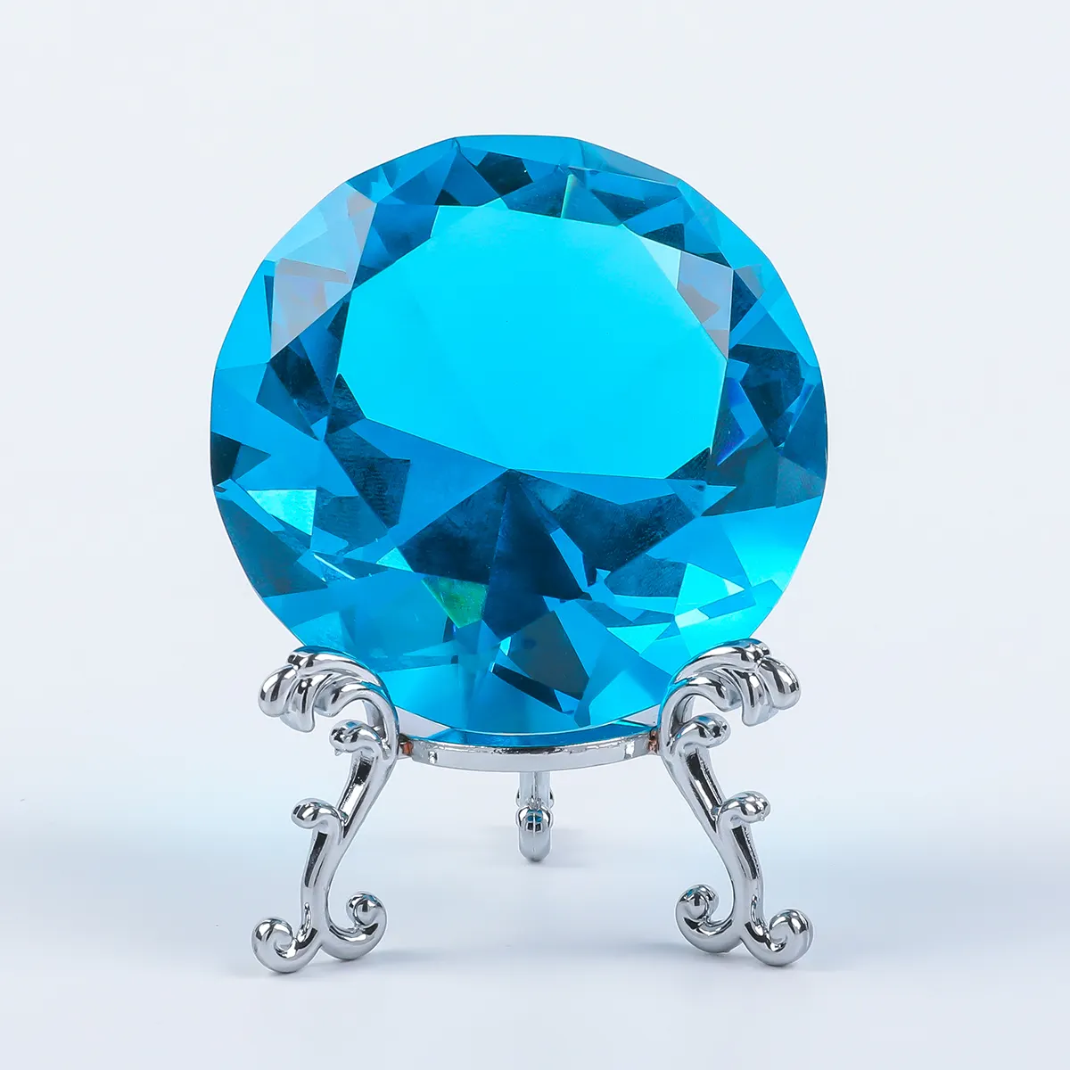 Großhandel große blaue Kristallglas-Diamant-Form Dekoration 60mm Juwel Papiergewicht mit Steh-Jeuwel Hochzeits-Dekorationen