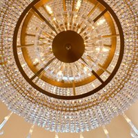 Lustres classiques de luxe en or rétro de style français pour la maison de l'église empire lustre de luxe lampe classique