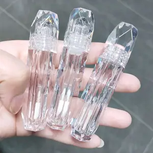 Vente en gros tubes de brillant à lèvres vides uniques transparents en PETG irréguliers de 2ml tubes de brillant à lèvres transparents avec logo personnalisé