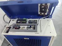LYLASER Max Machine de nettoyage CNC refroidie à l'eau 1500W Ligne verte pour l'élimination de la rouille et de l'huile sur tôles, machines pour ponts et automobile