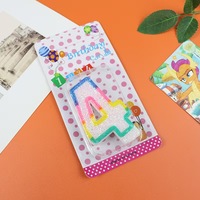 Bougies d'anniversaire colorées écologiques en cire de paraffine numérotées de 0 à 9 pour la décoration de gâteaux, idéales pour les fêtes et l'usage domestique (vente en gros)