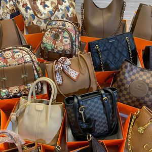 Sac à main compact inspiré du luxe Borsa Donna sac à bandoulière de luxe Niche de qualité supérieure pour les femmes - Product Image 5