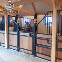 Panneau frontal de box pour chevaux, design anti-ronflement équestre simple, avec porte à charnières, conception personnalisable