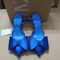 Nouvelles Sandales d'été pour femmes, légères, à bout pointu, en satin bleu texturé, décorées d'un nœud, à talon aiguille, style mule, mode et sexy