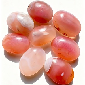 Pierre précieuse naturelle de haute qualité en agate rose gelée, façonnée à la main, pour cadeaux ou décoration, technique de polissage. - Product Image 1