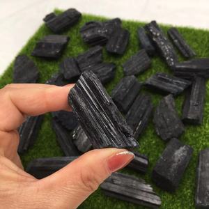 Đá Thô <span class=keywords><strong>Tourmaline</strong></span> Đen Tự Nhiên Đá <span class=keywords><strong>Tourmaline</strong></span> Đen Thô Để Chữa Bệnh - Product Image 3