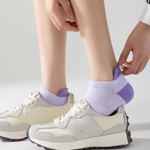 Calze sportive <span class=keywords><strong>da</strong></span> corsa traspiranti in cotone 100% di alta qualità con Logo personalizzato <span class=keywords><strong>da</strong></span> uomo e <span class=keywords><strong>donna</strong></span> calze <span class=keywords><strong>da</strong></span> pavimento per la stagione primaverile - Product Image 6