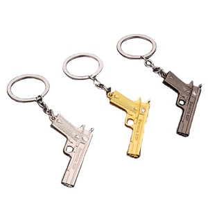 Portachiavi a Forma di Pistola in Lega di Zinco, Modello YJ172, Ciondolo per Auto da Uomo, Vendita all'Ingrosso - Product Image 1