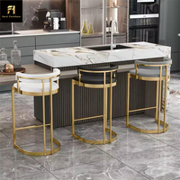 Chaises de bar de luxe léger, modernes et élégantes, en acier inoxydable doré, tabourets de bar hauts, design créatif, réception de restaurant
