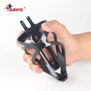 Porte-bouteille d'eau léger et personnalisé pour vélo, cage à bouteilles d'eau pour vélo d'extérieur, offre spéciale - Product Image 4