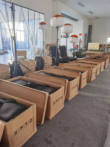 Tour d'éclairage LED tout-en-un <span class=keywords><strong>Airstar</strong></span> 400W avec batterie et valise de transport – Prix promotionnel - Product Image 5