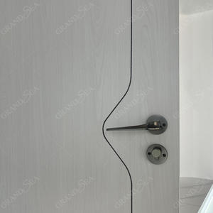 ประตูไม้เนื้อแข็งคุณภาพดีสำหรับภายในบ้าน พร้อมวงกบ ประตูห้องนอน ประตูแบ่งห้อง ประตูไม้สำหรับบ้าน - Product Image 5