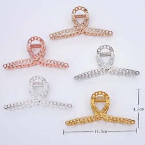 <span class=keywords><strong>Pinces</strong></span> à cheveux à grande chaîne en filigrane de 4.5cm x 11.5cm pour tenir les queues de cheval <span class=keywords><strong>pinces</strong></span> à cheveux croisées en alliage de Zinc Barrettes épingles à cheveux requin - Product Image 2