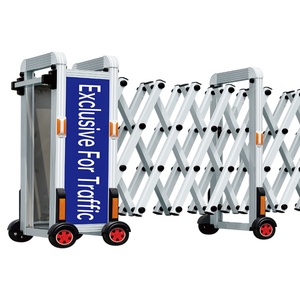 Puerta Retráctil Manual Deslizante de 6 pies (80 cm) de Ancho, Barrera de Seguridad Tipo Tijera para Granja o Jardín, con Cuero PU para Uso en Exteriores y Apartamentos - Product Image 1
