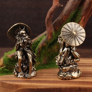 Figura Decorativa de Zorro con Paraguas, de Latón, Tradicional, para Decoración de Escritorio, Hogar u Oficina, Pieza Individual - Product Image 2
