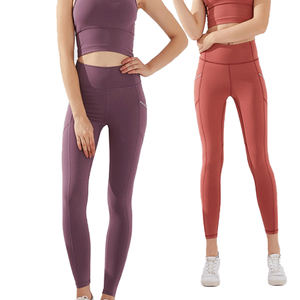 Pantalones de yoga ajustados personalizados de color sólido para mujer, pantalones de yoga transpirables de secado rápido de cintura alta - Product Image 1