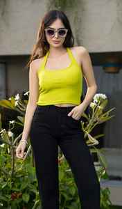 เสื้อกล้ามผ้าฝ้ายแขนกุดสุดฮิตสำหรับผู้หญิง เนื้อผ้านุ่ม ระบายอากาศได้ดี สวมใส่สบาย เหมาะสำหรับฤดูร้อน ใส่ลำลอง ใส่ทำงาน ใส่เที่ยว ใส่ได้ทุกวัน พร้อมริบบิ้นตกแต่ง - Product Image 5