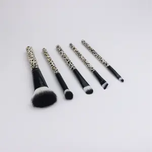 5Pices Cosmetic Brushes Set Eyebrow Powder Lip Color Brush Kit