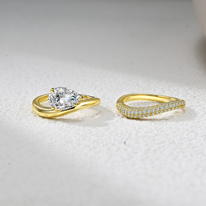 Anello a Goccia in Argento Sterling 925 Placcato Oro 14K con Zircone, Design a Onda con Quattro Griffe, per Matrimonio e Fidanzamento, per Donna - Product Image 6