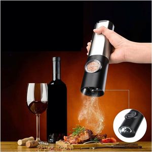 Hot Selling Ceramic Electric Pepper <b>Grinders</b> Automatic Rechargeable Salt and Pepper Mill Set with Rechargeable Base - Product Image 3