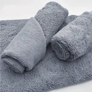 Thêu khăn xe chi tiết sợi nhỏ làm sạch vải