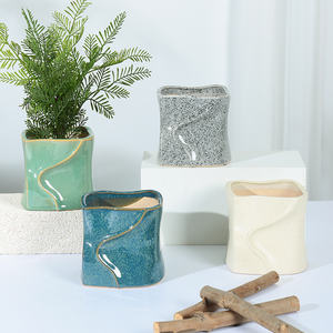 Macetas de Cerámica Decorativas Pequeñas Personalizadas OEM ODM, Macetas Únicas para Interiores, Macetas para Plantas, Macetas para Suculentas - Product Image 2