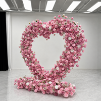 Arche de fleurs artificielles détachable en forme de cœur rose, moderne et romantique, pour décoration de mariage et événements, vente en gros, conception personnalisée, directement de l'usine