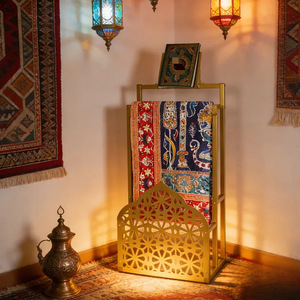 Supporto per Corano e Tappetino da Preghiera in Oro, Regalo Ideale per Eid, Ramadan e Arredamento Musulmano, Porta Tappeto da Preghiera Islamico per Casa e Moschea - Product Image 1