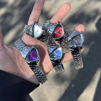 Montre en quartz Y2K Cyberpunk Dragon Scale avec cadran triangulaire irrégulier