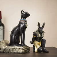 Ornements de porte-bouteilles en résine personnalisés, statues de divinités félines Anubis et Bastet, idéales pour la décoration des bars à domicile et des armoires à vin