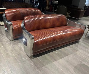 <span class=keywords><strong>Sofa</strong></span> kulit tiga kursi industri Retro kelas atas dengan fitur pendingin bingkai baja tahan karat berkilau untuk gaya loteng ruang tamu - Product Image 3