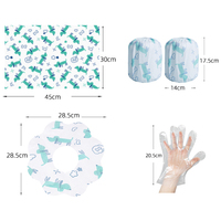 Ensemble de quatre pièces pour bébé, portable, résistant à l'huile et imperméable, avec un set de table, des gants, un bavoir et des protège-manchettes à l'intérieur