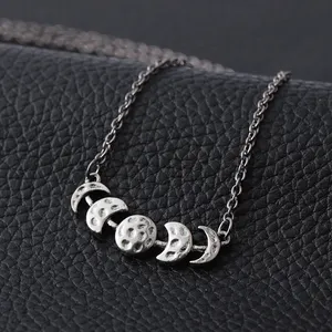 Fashion New Design Crescent Moon Necklace Moon Change Necklace Silver Color Long Chain Moon Pendant Necklace for Women