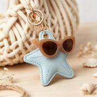 Porte-clés en cuir PU en forme de lunettes de soleil amusantes, breloque mignonne en forme de piment, cœur, citron, étoile, verre à cocktail, pendentif pour sac, cadeau