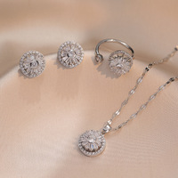 MC204 Vente en Gros Plaqué Or Clavicule Chaîne Collier Rotatif Zircon Boucles D'oreilles Anneau De Mode Ensemble de Bijoux pour les Femmes