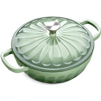 Panci Braiser Besi Cor Berlapis Email dengan Tutup Petal-Groove Dutch Oven, Interior Anti Lengket Putih, Aman untuk Oven hingga 500 derajat. ° F,