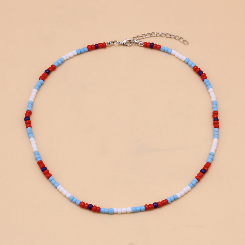 Collar de cuentas de semillas